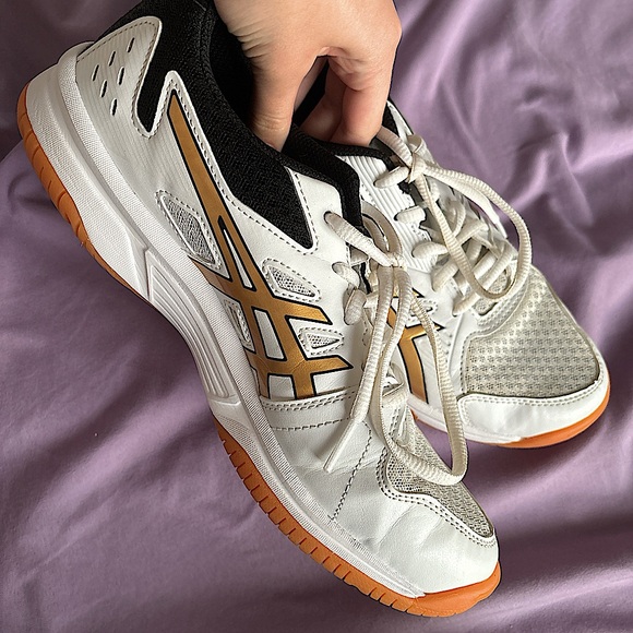 White/Gold/Black ASICS - Picture 1 of 5